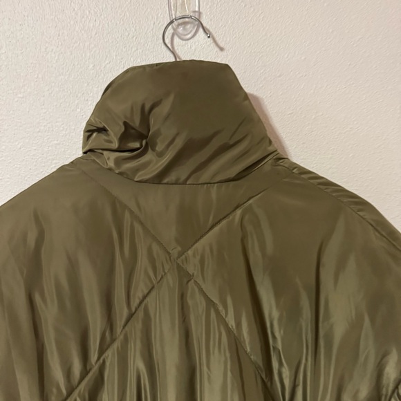 Free People Ella Puffer Puffa Jacket Olive Green Quilted Slouchy Lightweight-M - Picture 9 of 16